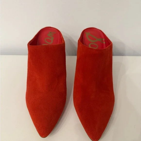 Elegant Red Women's Mules - Picture 2 of 4